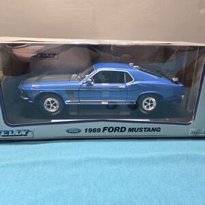 1969 Ford Mustang Boss 302 #2516W Welly 1:18 Scale